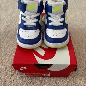 Nike Kids Court Borough Mid 2 BTV